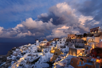 Santorini-(Thira),-Cyclades,-Greece,-cityscape,-cloud,-blue,-orange,-mill