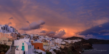 Santorini-(Thira),-Cyclades,-Greece,-cityscape,-cloud,-blue,-orange,-chapel,-2x1